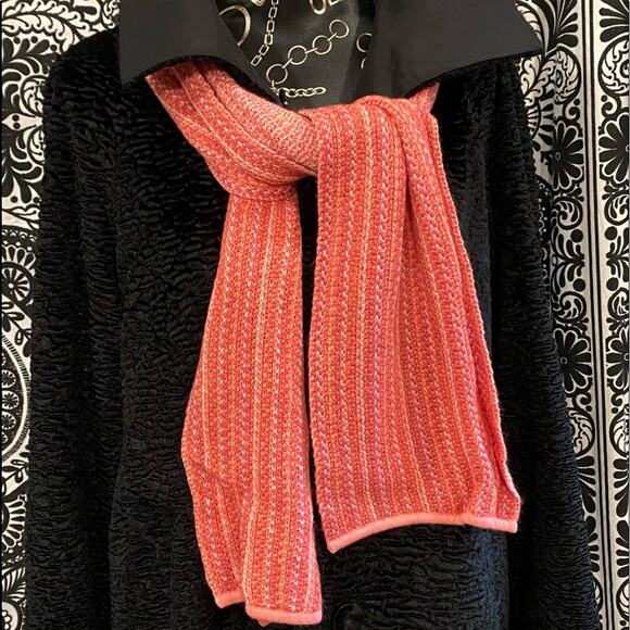 Tanner Pink Soft Knit 100% Wool Long Scarf in PRISTINE CONDITION - Picture 1 of 10